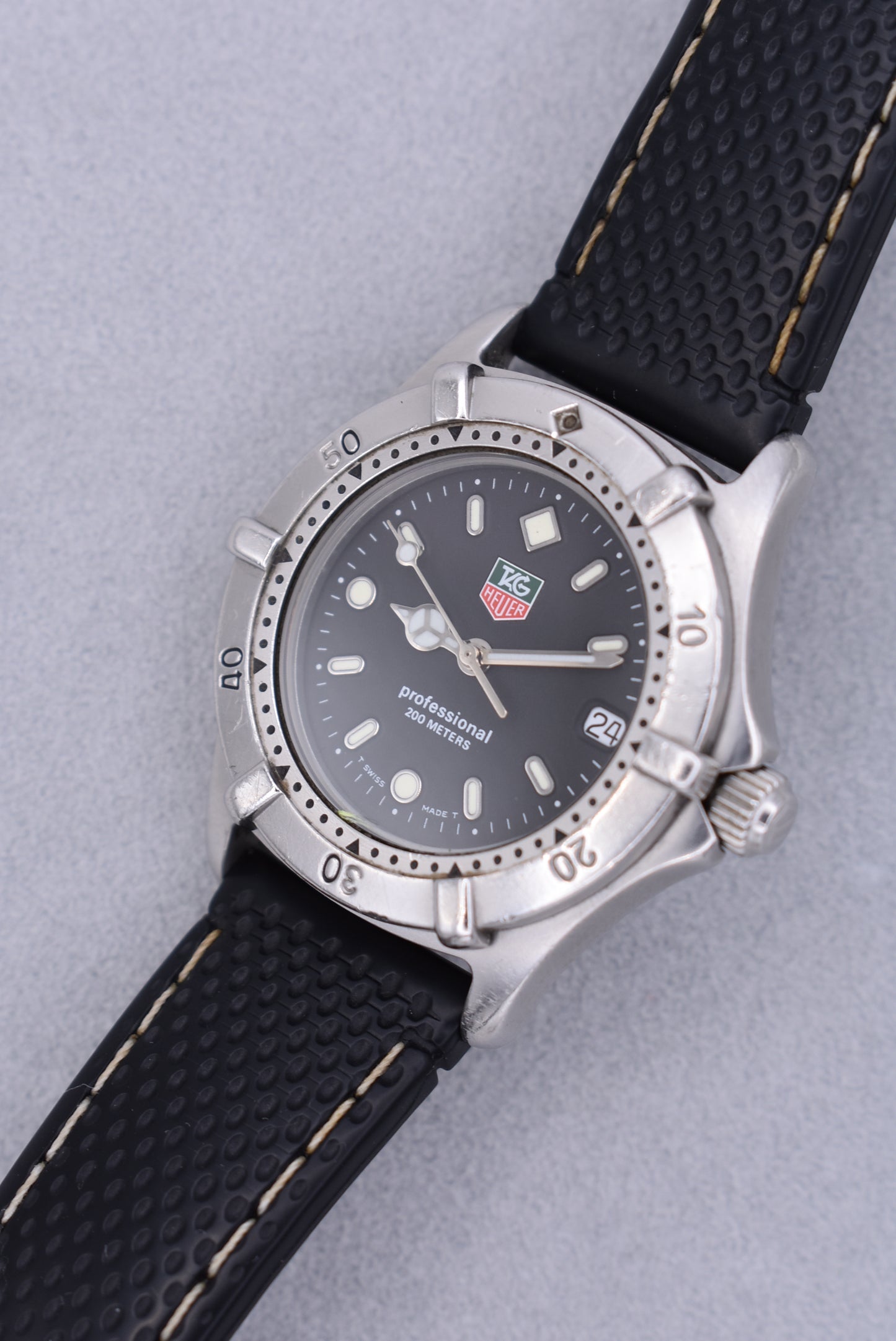 Vintage Tag Heuer Professional 2000 Series Watch, 2000 (Ref. 962.006)