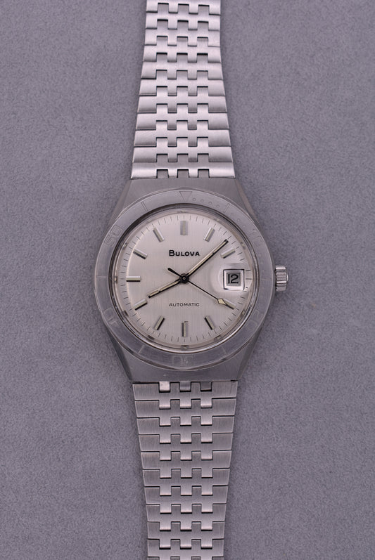 Vintage Bulova Diver with Ghosted Bezel Watch, 1979 (Ref: 962.006)