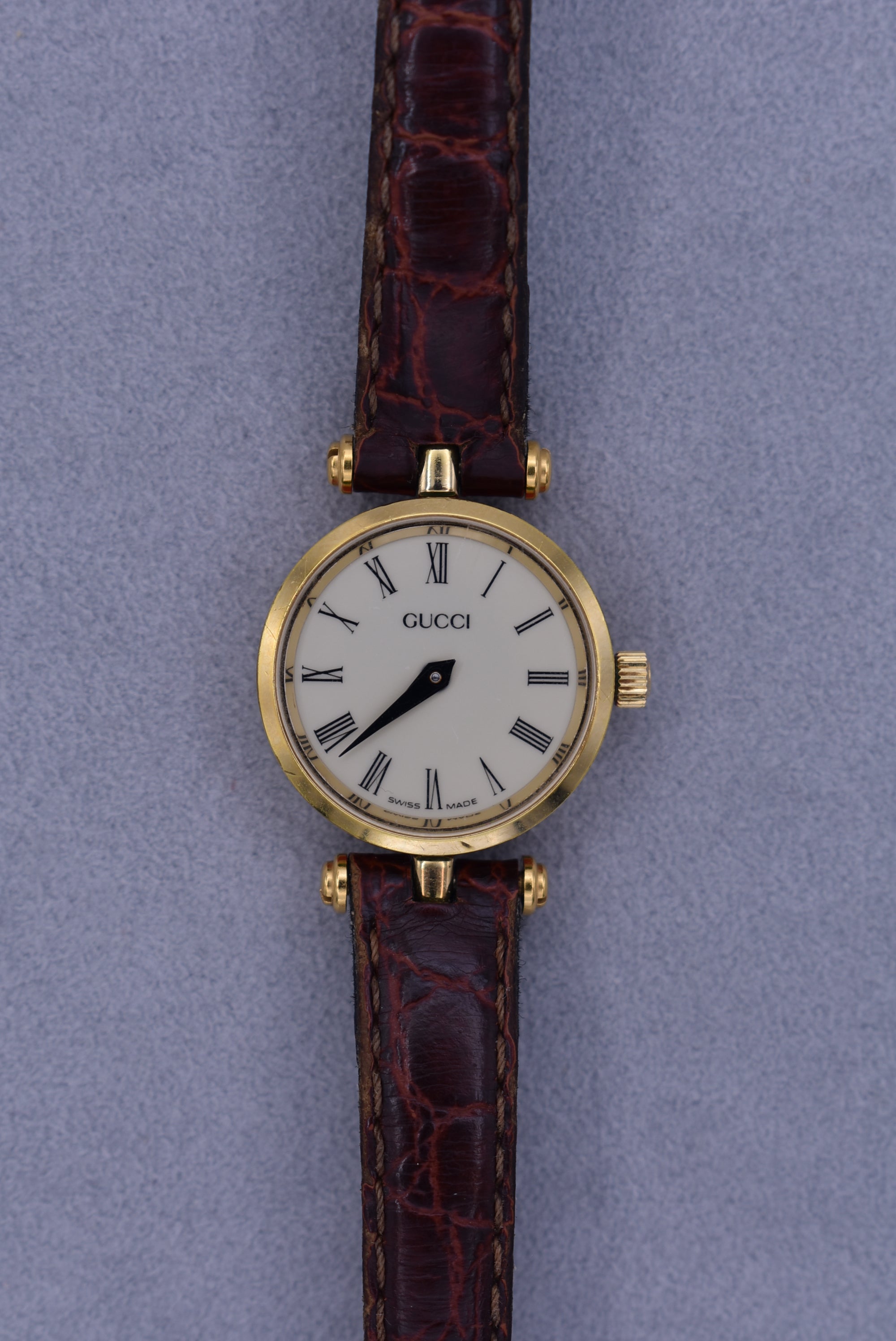 Vintage gucci outlet quartz women's watch