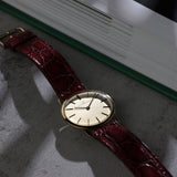 Universal Genève Ref. 542101, Champagne Dial, c.1970s (18ct Solid Yellow Gold, Cal. 1-42)